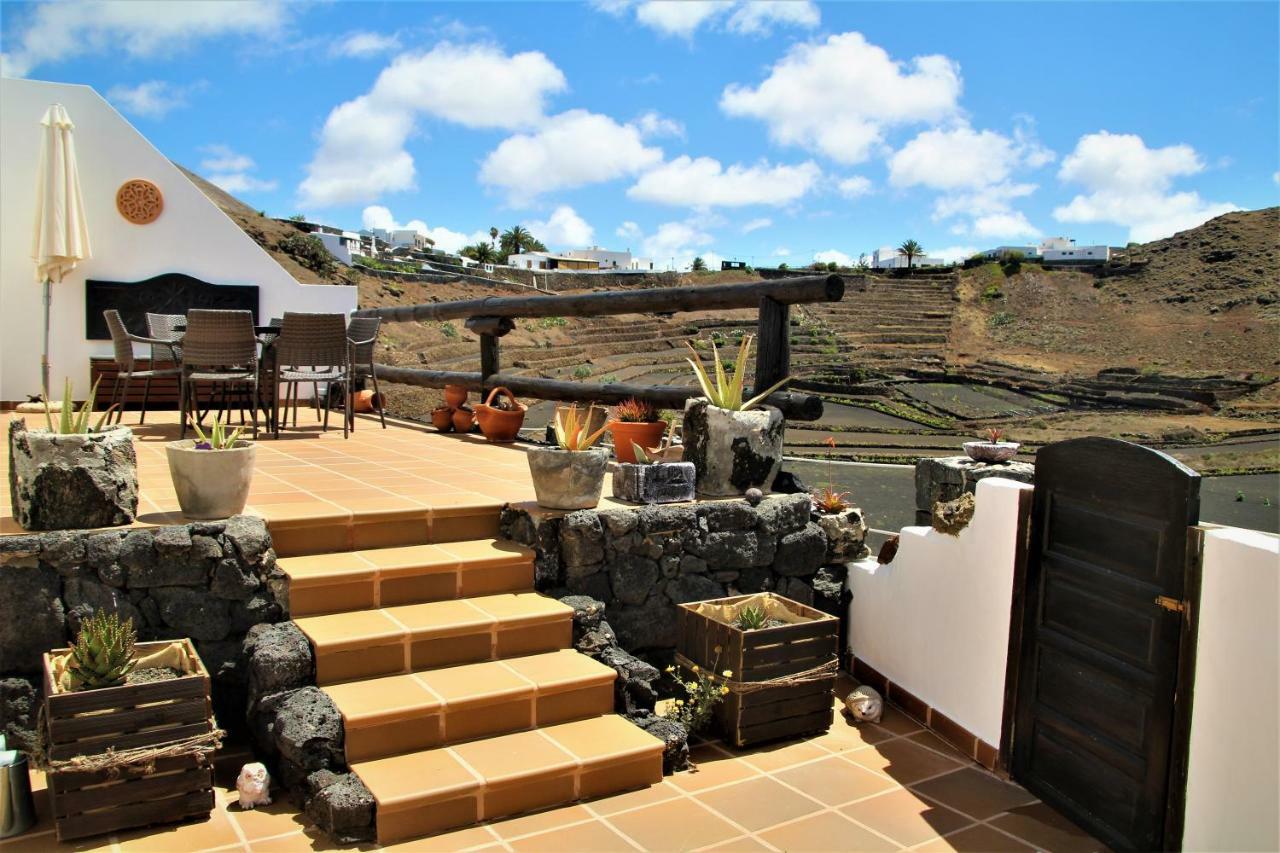 Casa Caldera Guiguan Villa Tinajo Exterior photo